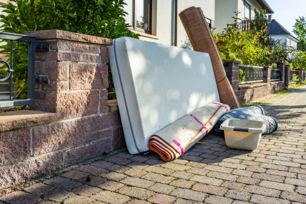 Best Mattress Removal Service  in Hawkinsville, GA